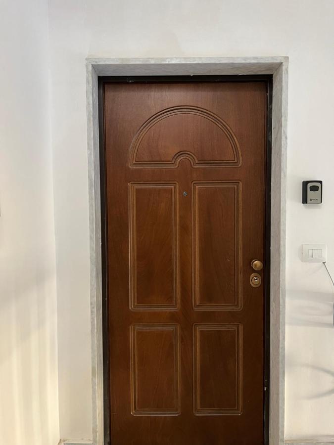 شقة Wanda House نابولي المظهر الخارجي الصورة